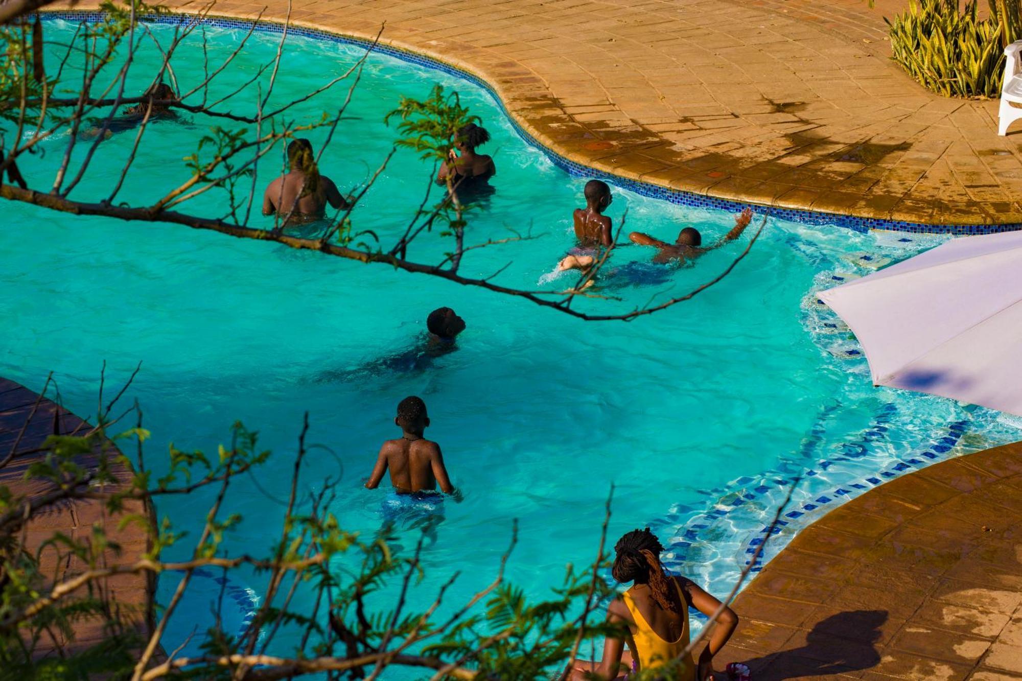 Eden Estates & Resort Lilongwe Exteriör bild